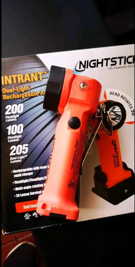 Linterna recargable Nightstick Intrant dual light - 1