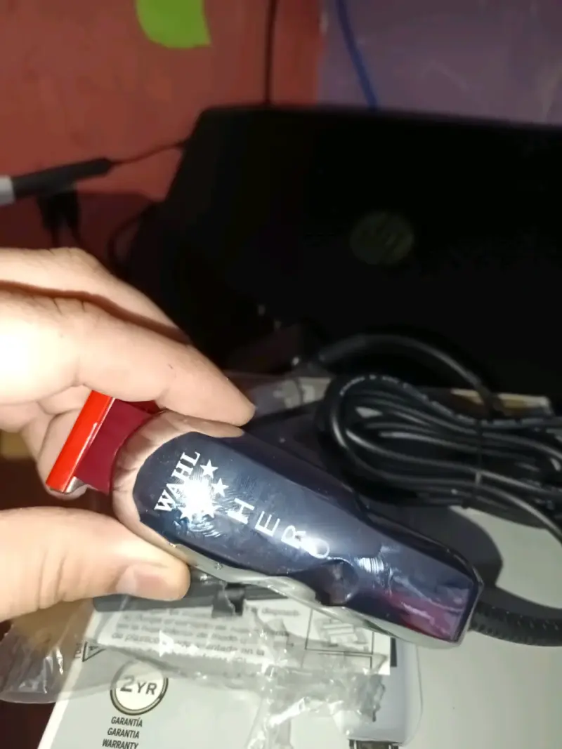 Patillera o rebajadora Wahl Hero Profesional - 4