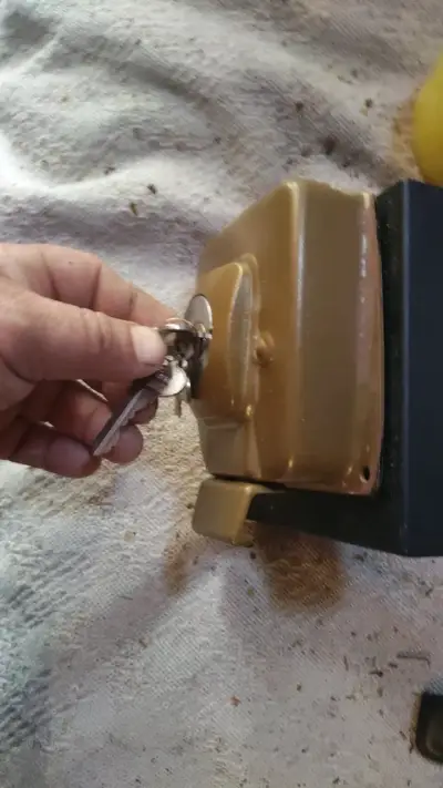 Cerradura de seguridad scanavini con llaves - miniatura 3