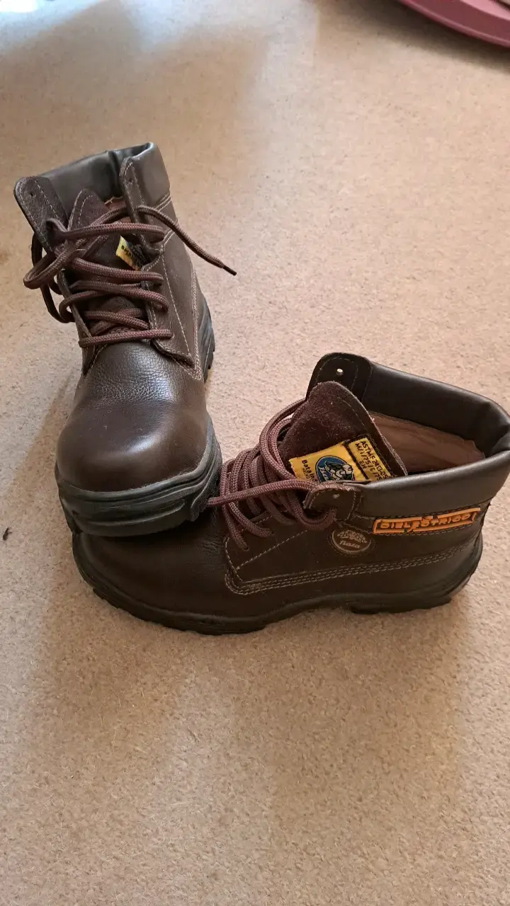 Botas de cuero marrón para hombre