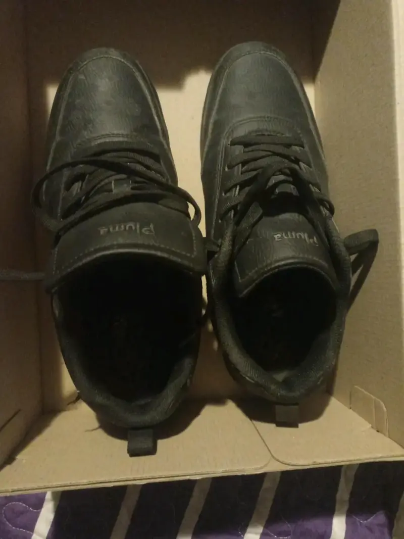 Zapatillas Plumas negras talla 40 en venta - 2