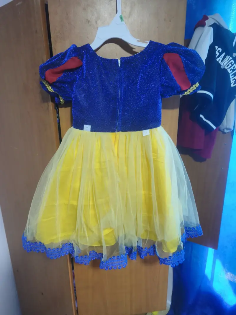 Disfraz de princesa para niña estilo Blancanieves - 2