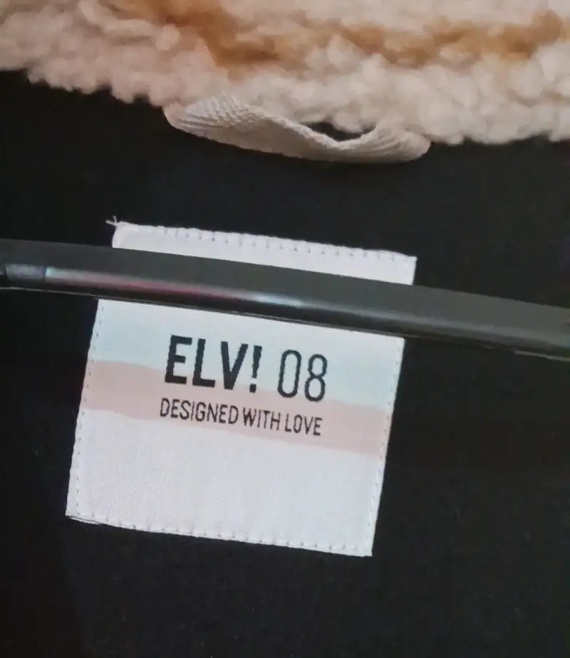 Chaqueta beige con diseño ELV! 08 - 2