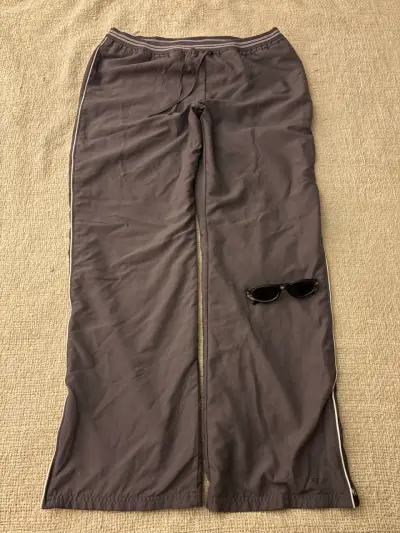 Pantalon cortaviento negro Champion - miniatura 2