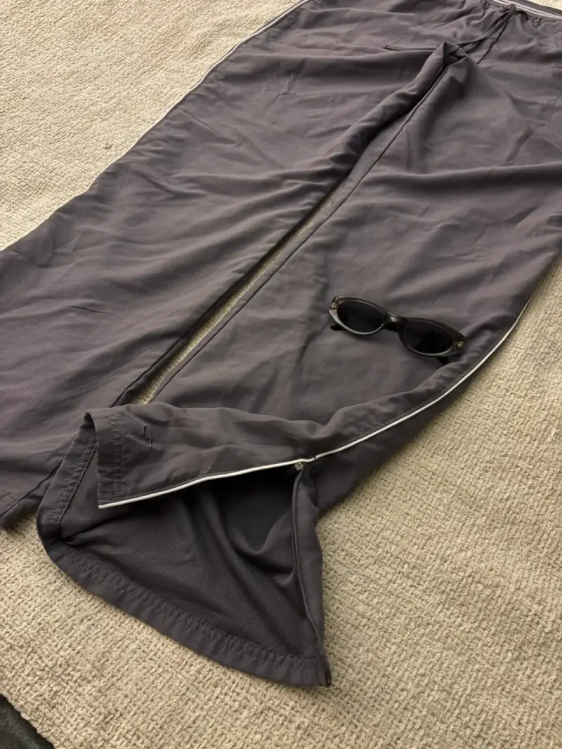 Pantalon cortaviento negro Champion - 4