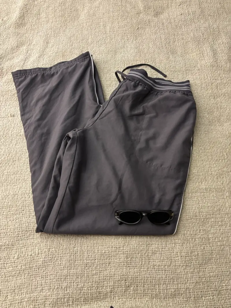 Pantalon cortaviento negro Champion - 6