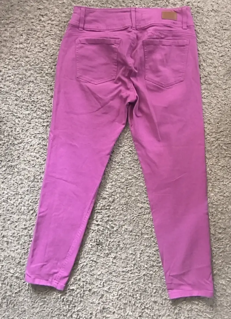 Pantalones fucsia para mujer en buen estado - 2