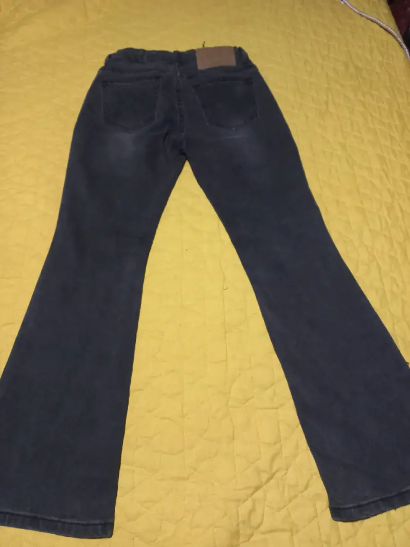 Jeans negros acampanados para mujer talla 12 - 2