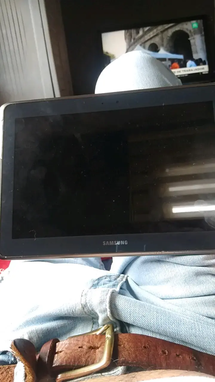 Tablet Samsung en buen estado - 1