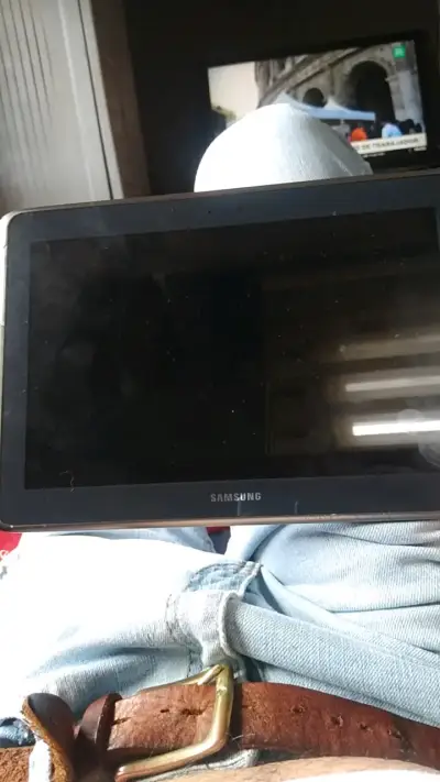 Tablet Samsung en buen estado - miniatura 1
