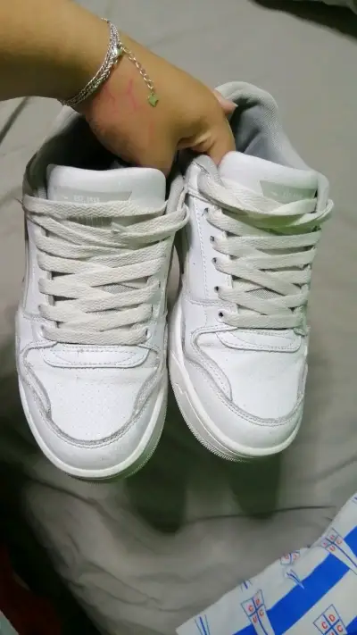 Zapatillas blancas para mujer - miniatura 5