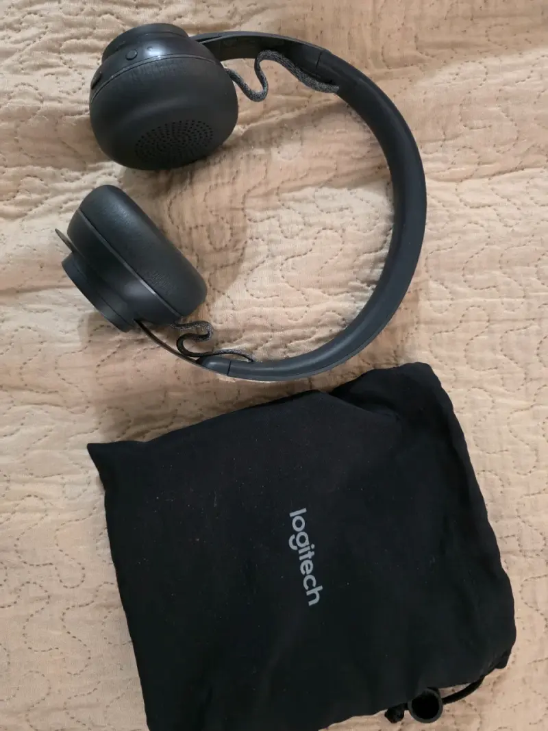 Auriculares inalámbricos Logitech con micrófono - 5