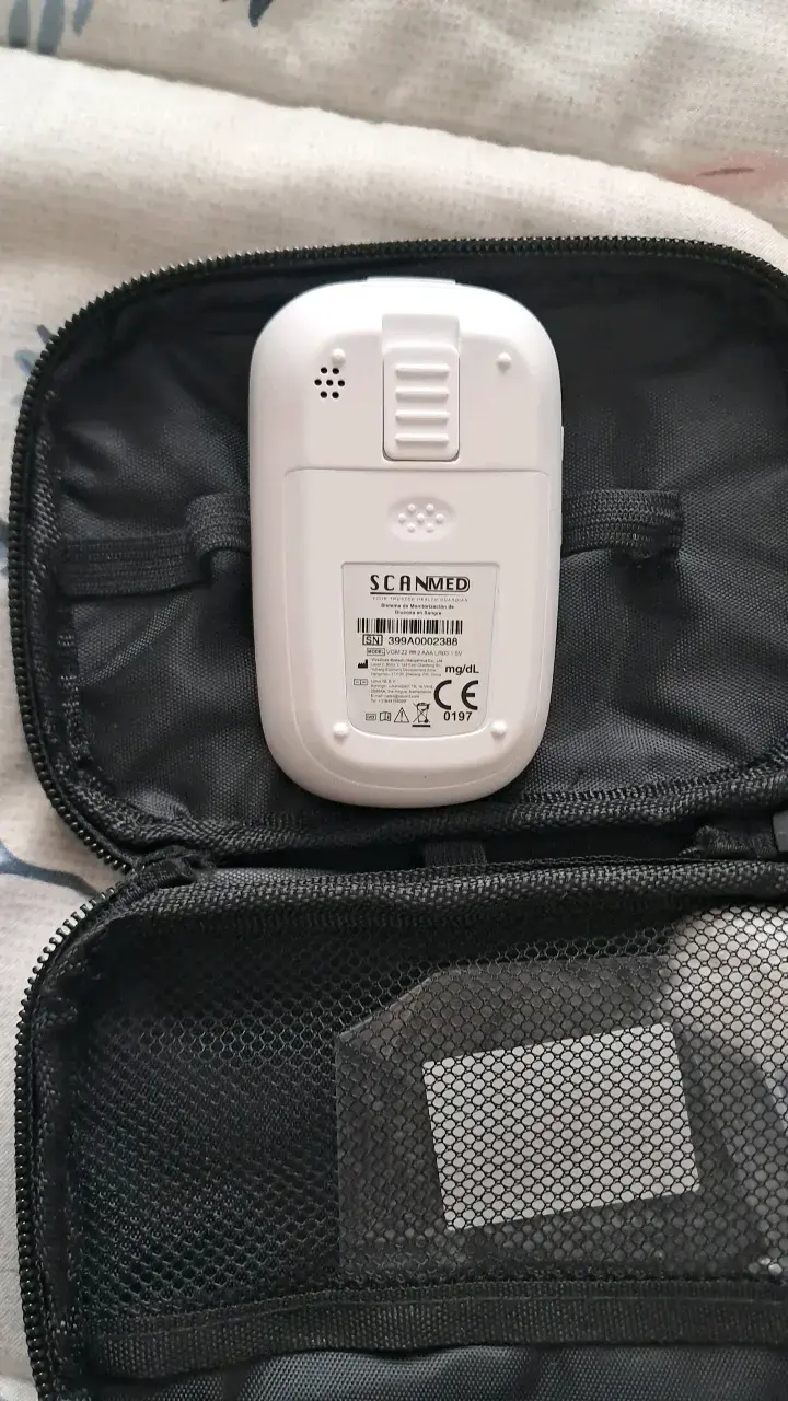 Monitor de salud ScanMed portátil con estuche - 2