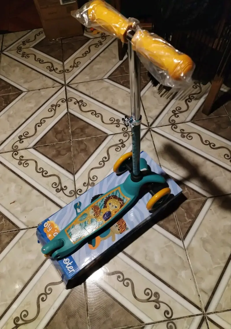 Scooter infantil Oly Oly con diseño de animales