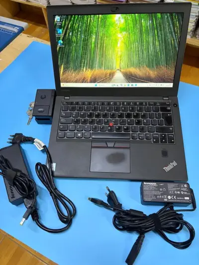 Notebook Lenovo ThinkPad X-270 - miniatura 1
