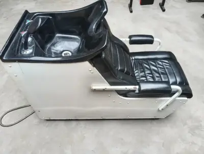 Lavacabezas de peluquería con silla reclinable negra - miniatura 3