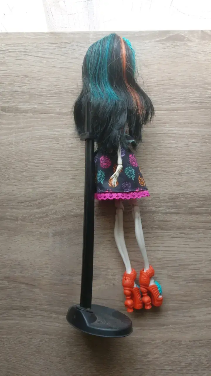 Skelita Calaveras Monster Hight - 2
