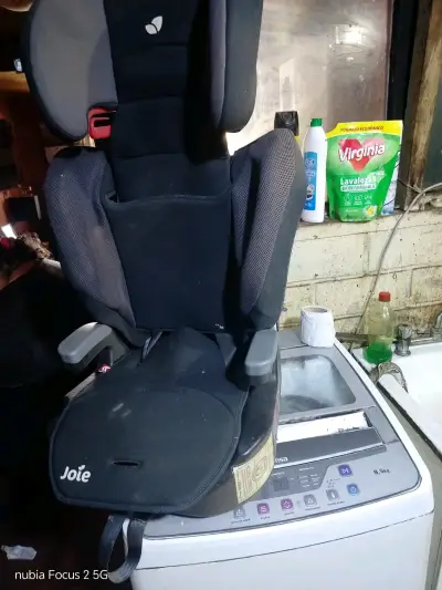 Silla de auto para niños Joie negra - miniatura 1