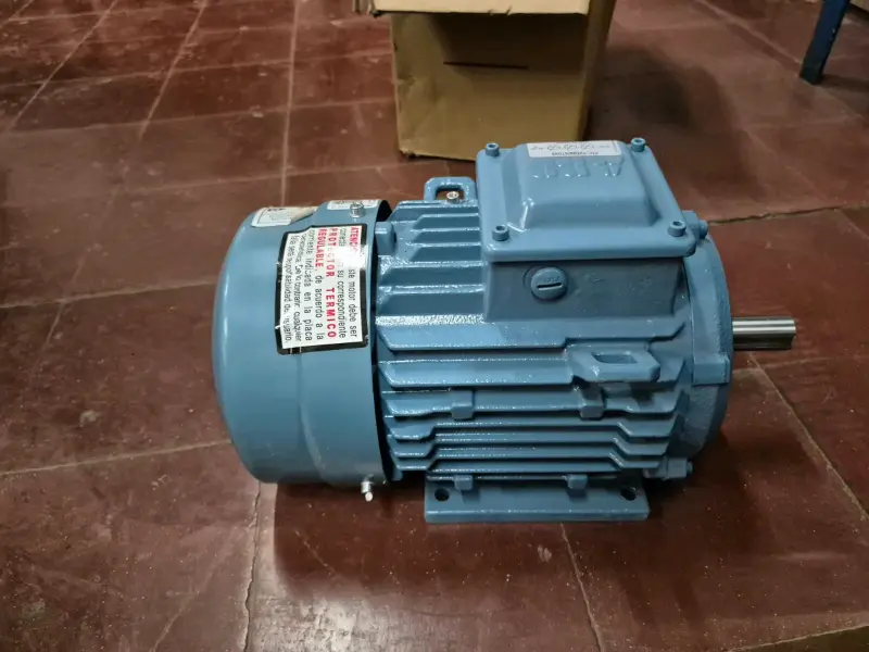 Motor trifásico ABB M2BAX 90LA 4 1.5 kW - 2