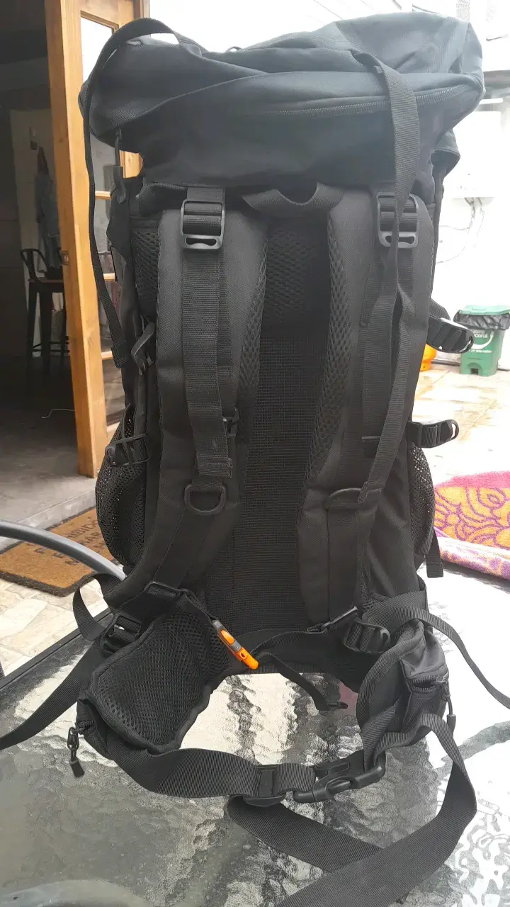 Mochila de senderismo Manweilesi 55+5L negra - 3