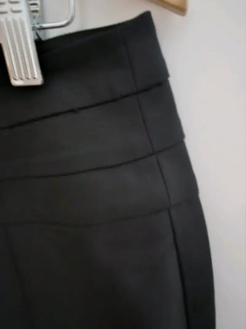 Falda lápiz negra elegante - 2