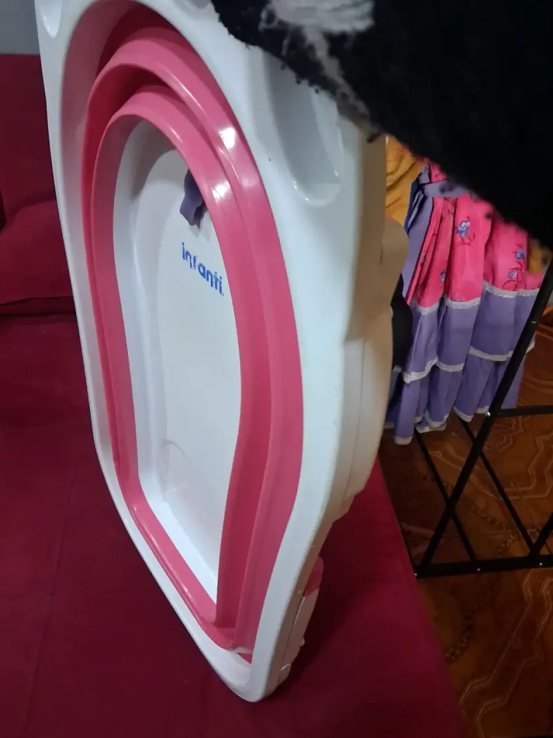 Tina de baño plegable para bebé Infanti rosa - 2