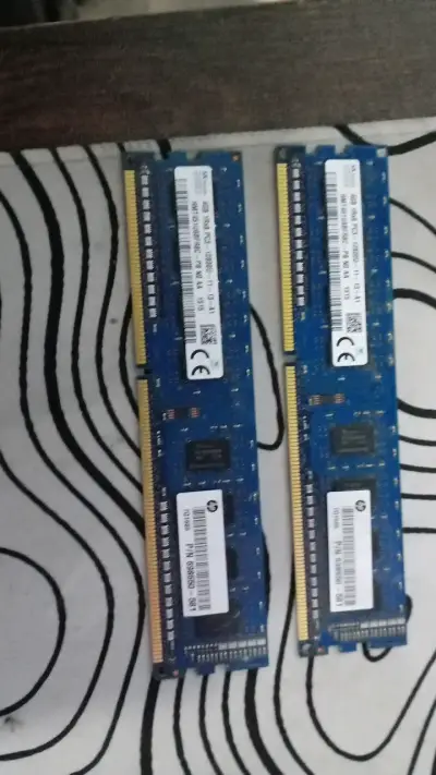 2 Memoria RAM HP 4GB DDR3 1600MHz - miniatura 2