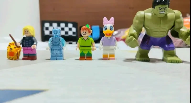Lote de figuras de acción LEGO originales