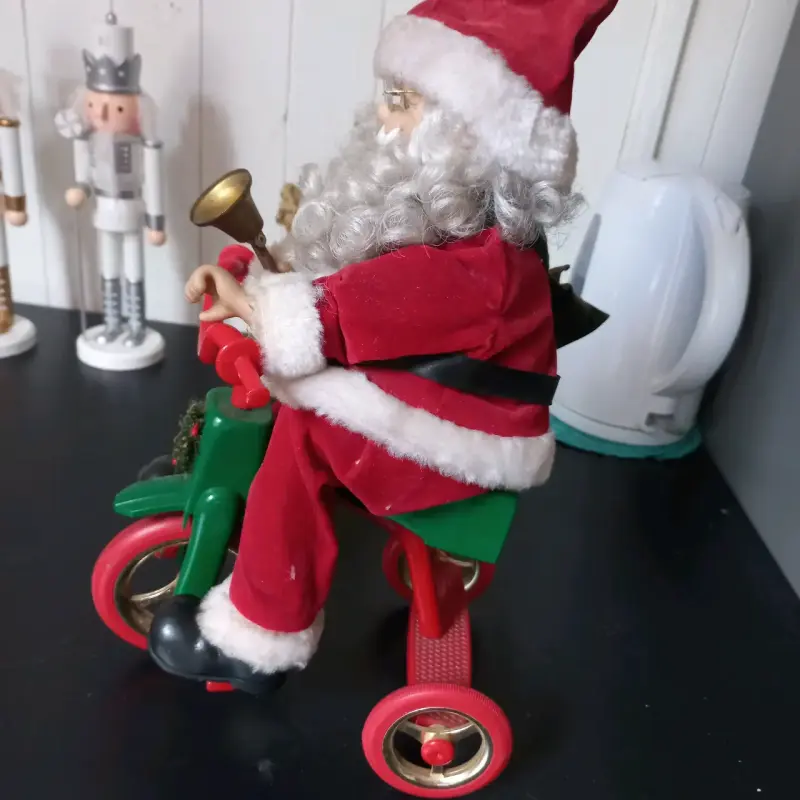 Figura de Santa Claus en triciclo decorativo - 2