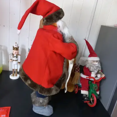 Figura decorativa de Santa Claus con saco - miniatura 2