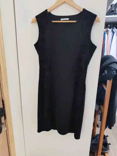 Vestido negro elegante sin mangas Malakth - miniatura 1