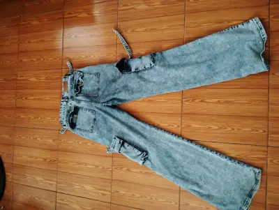 Jeans Menina con Bolsillos Cargo Talla 42 - miniatura 3