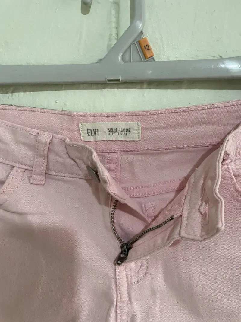 Shorts de mezclilla rosados para niña - 3