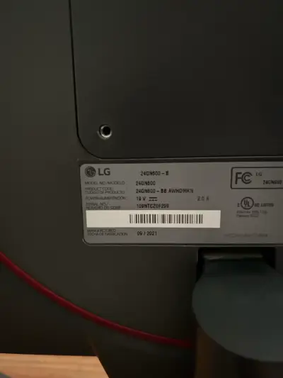 Monitor LG 24’, 144hz, 1080p - miniatura 3