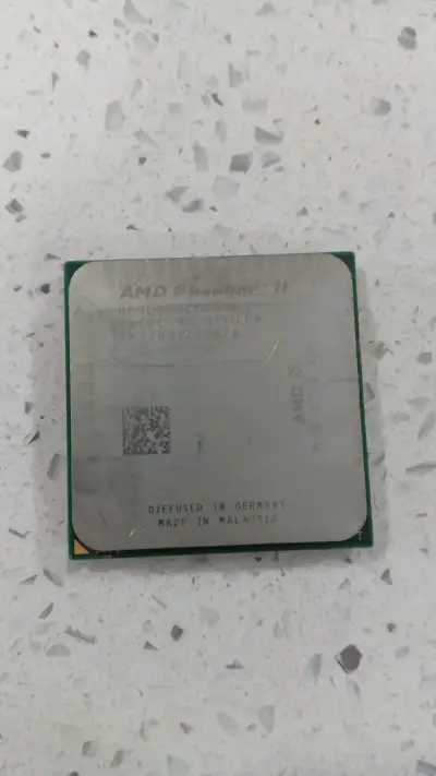 Placa Madre PCI Express y Procesador AMD Phenom I - miniatura 2