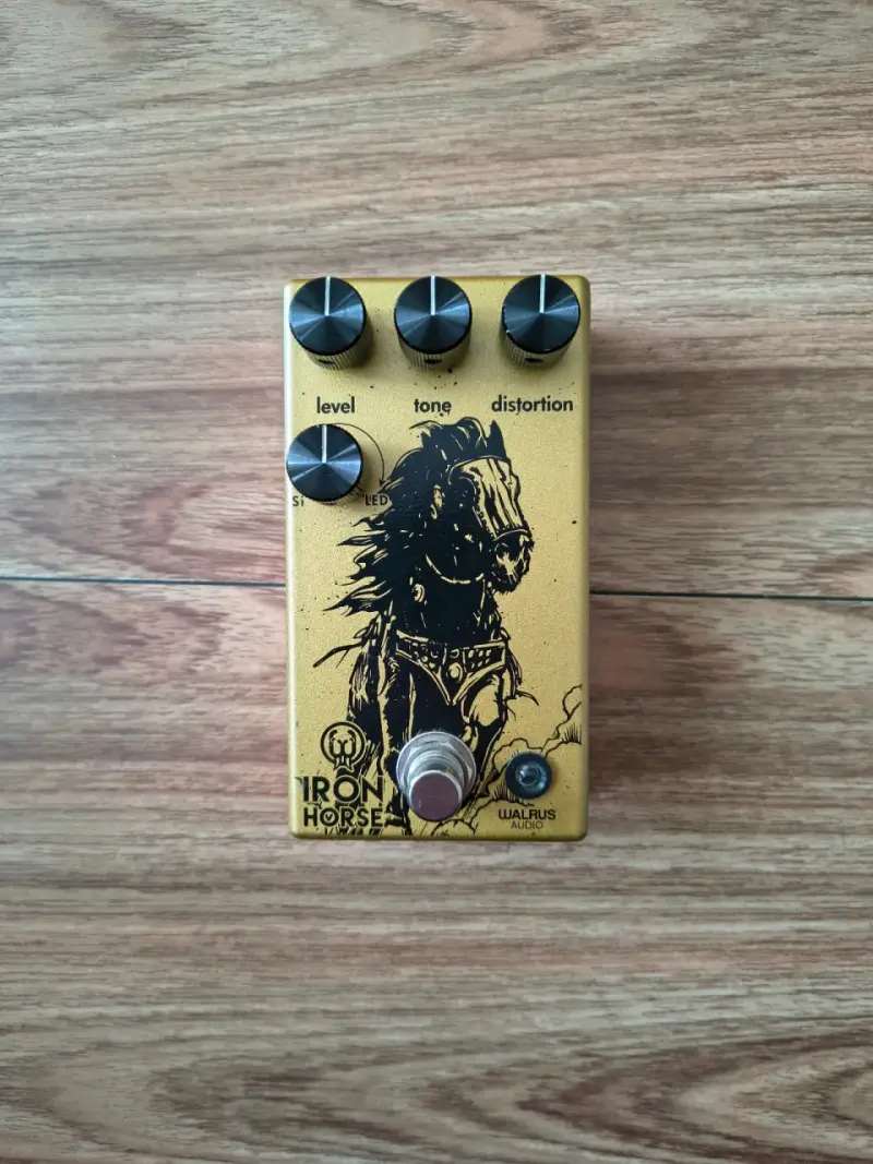 Pedal de distorsión Walrus Audio Iron Horse v3 - 3