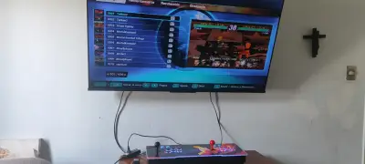 Consola arcade retro con múltiples juegos - miniatura 3