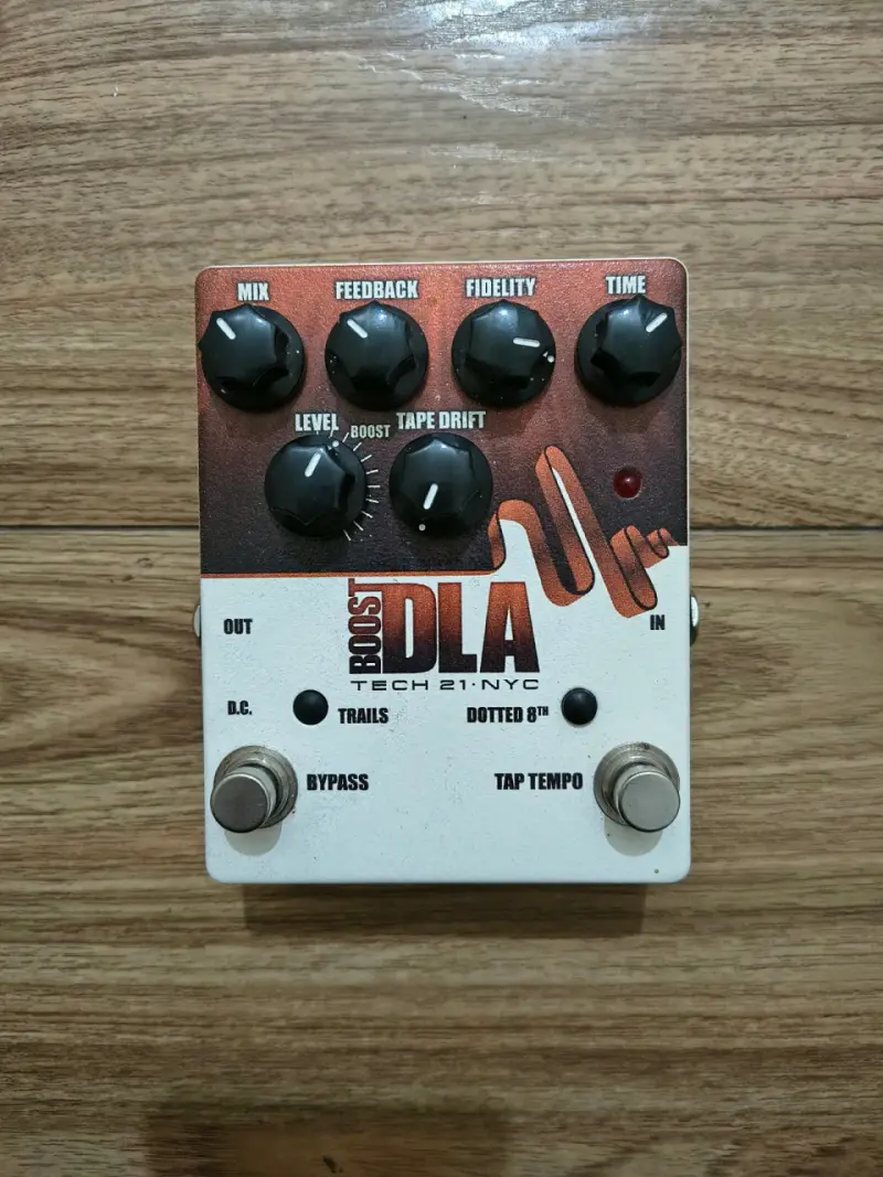 Pedal de Efectos Boost DLA v2 Tech 21 NYC - 3