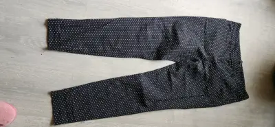 Lote de ropa variada para mujer en buen estado - miniatura 6