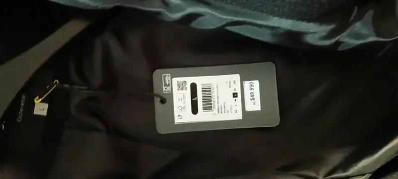 Abrigo negro con cinturón para mujer - 4