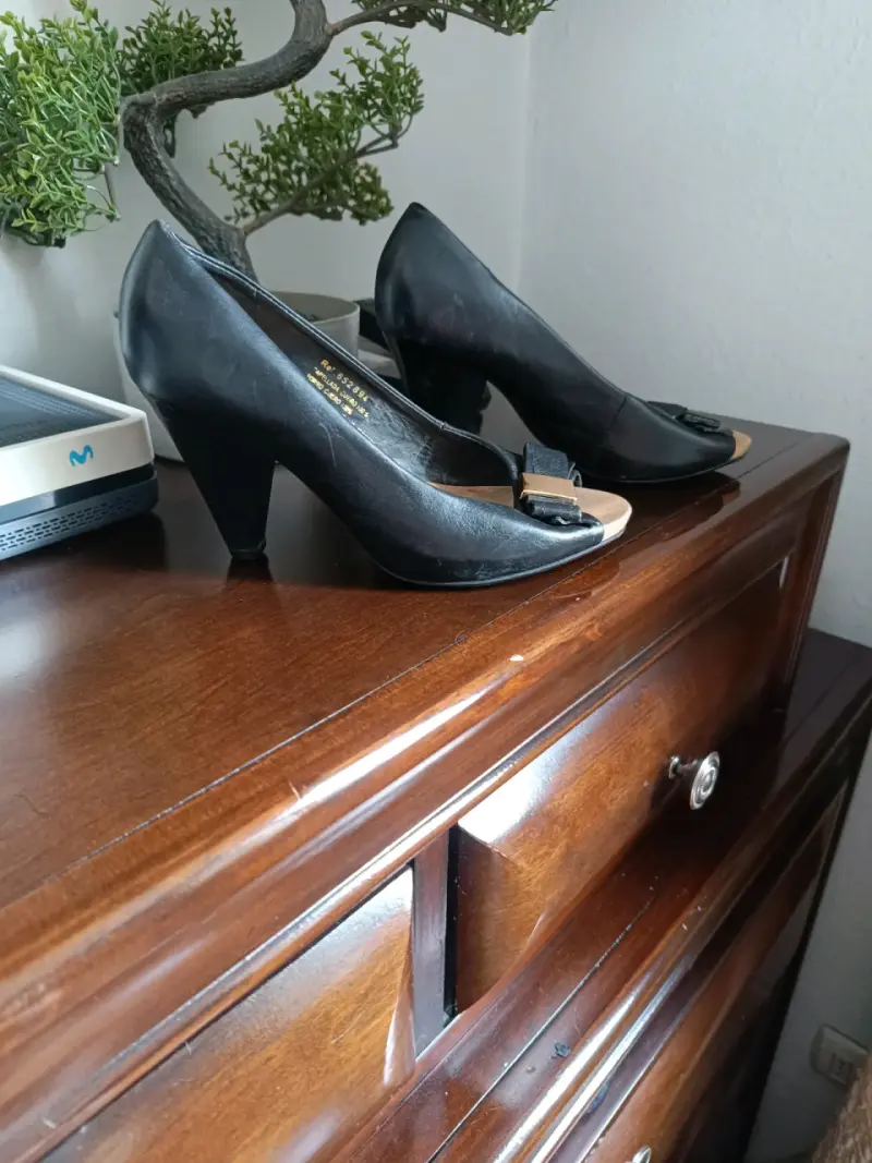 Zapatos de tacón abiertos negros elegantes - 3