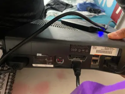 Consola Xbox 360 con Kinect y disco duro - miniatura 3