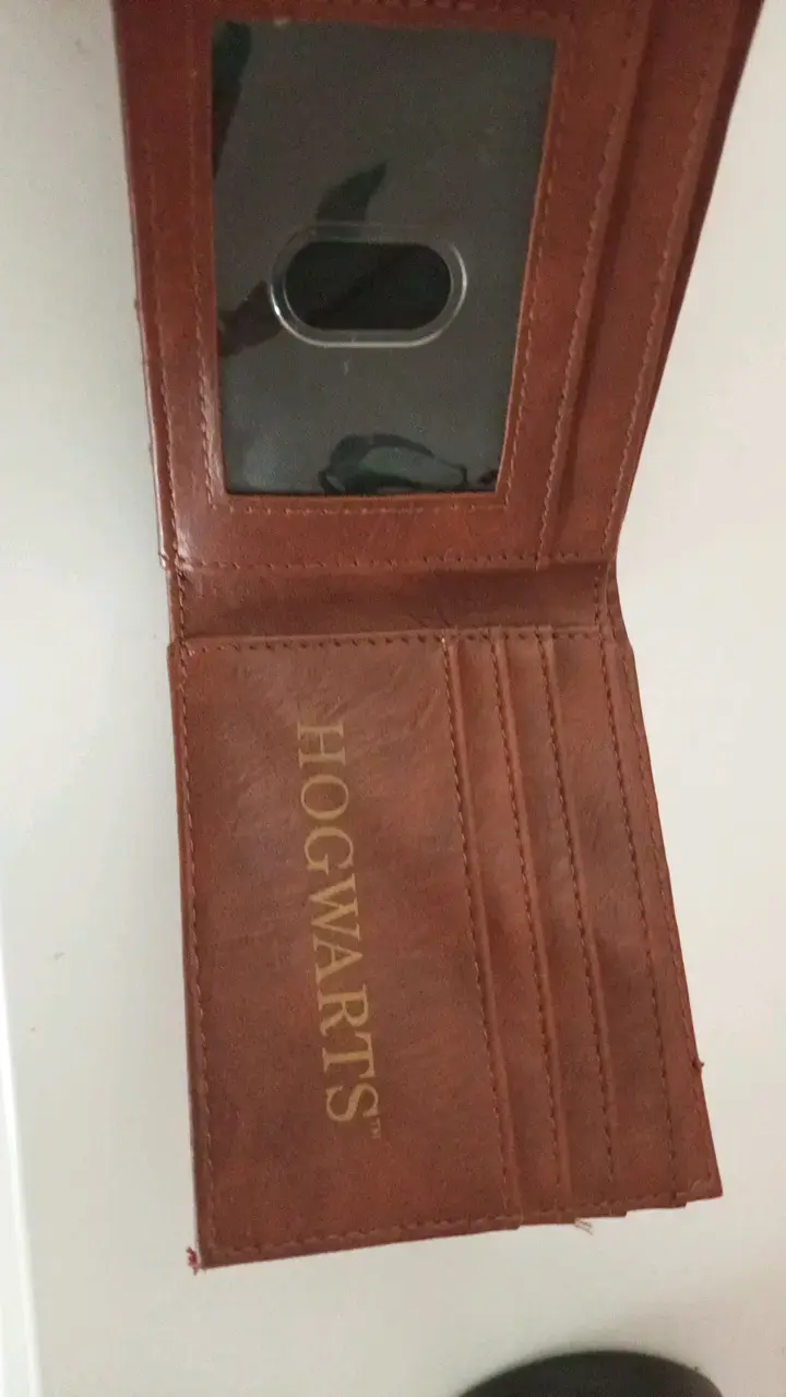 Billetera Hogwarts de cuero marrón y rojo - 2