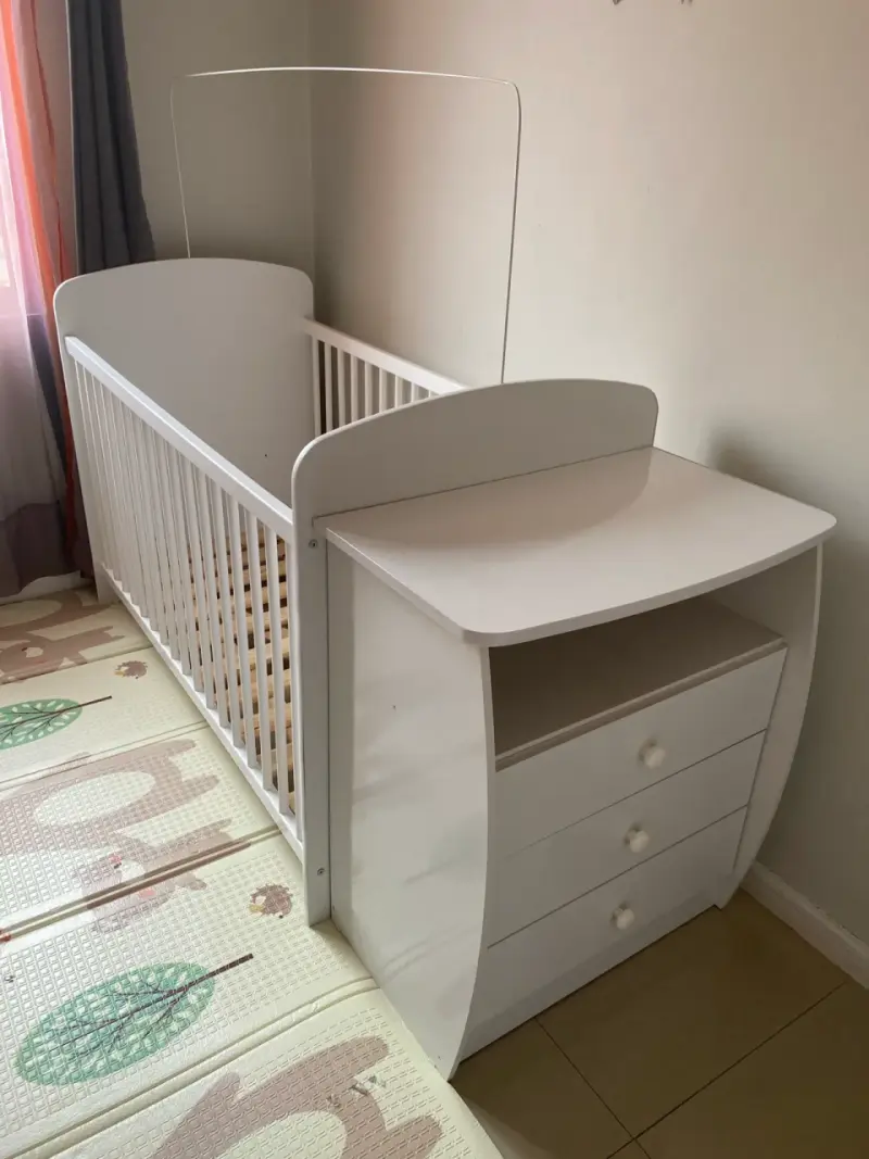 Cuna KIDSCOOL, de madera blanca con cajonera - 3