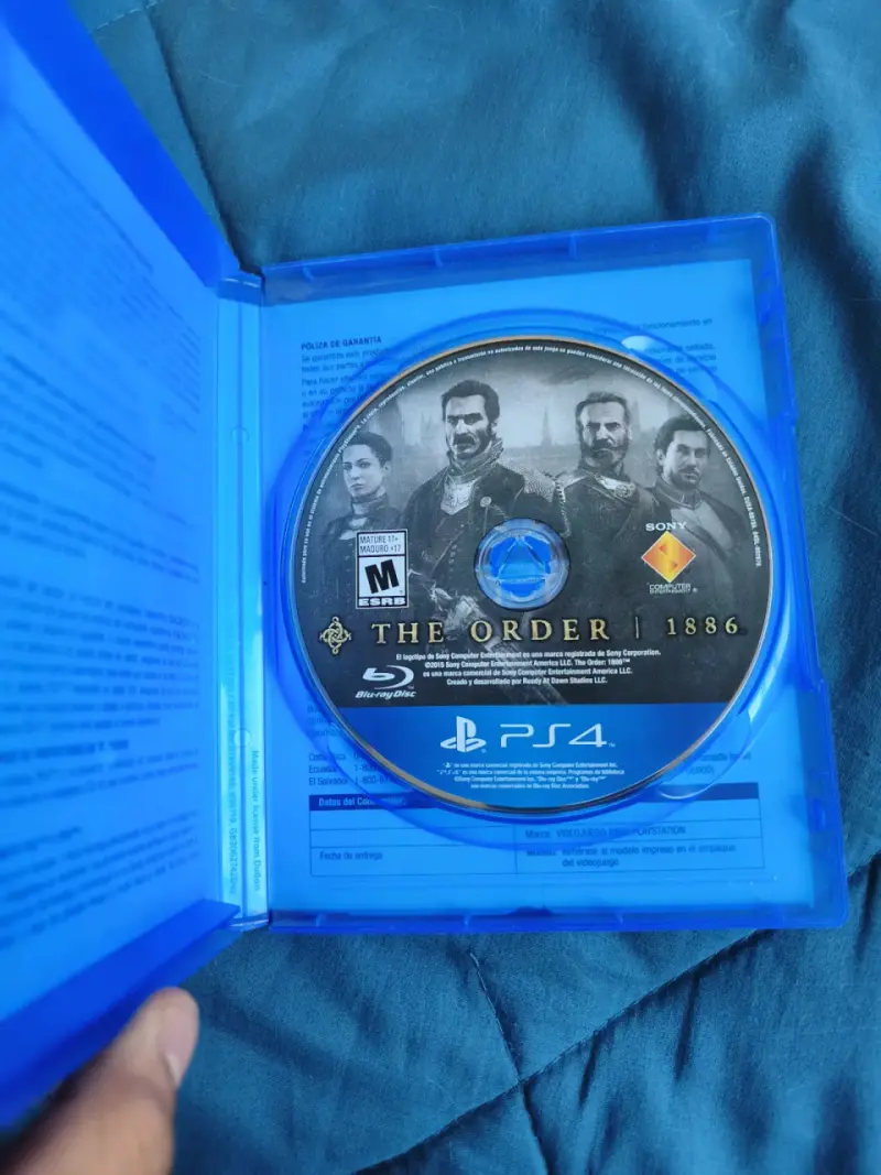 Juego PS4 The Order 1886 en buen estado - 2
