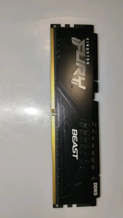 Memoria RAM Kingston Fury Beast DDR5 16GB y 8GB - miniatura 4