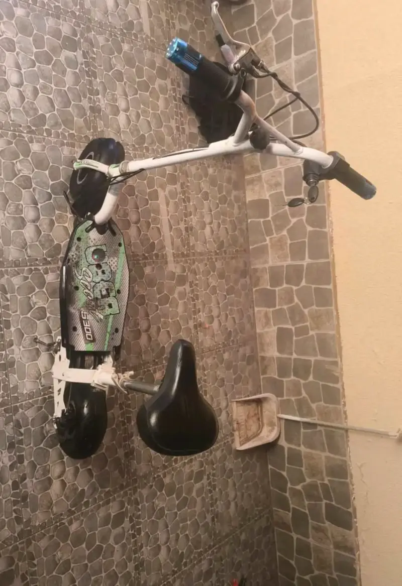 Scooter eléctrico con asiento para adultos - 4