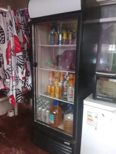 Congelador vertical Home en buen estado - miniatura 6