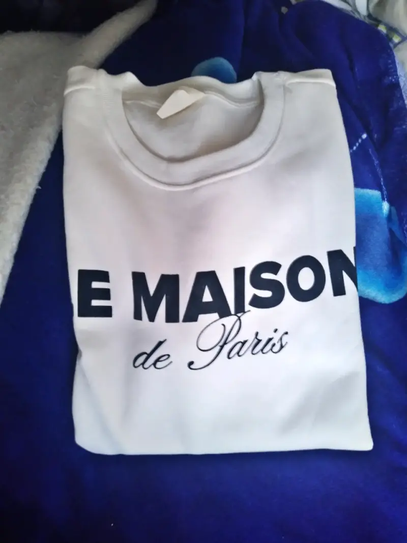 Polerón blanco con estampado 'Maison de Paris'