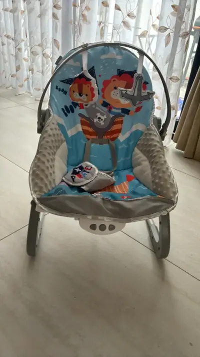 Silla mecedora para bebé con diseño de león - miniatura 1